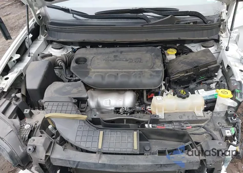 2020 Jeep Cherokee Latitude Plus Fwd z USA, uszkodzony, nr VIN 1C4PJLLB4LD535694